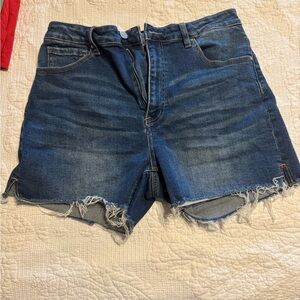 BUNDLE! One pair of Risen and one pair of Judy Blue Denim shorts